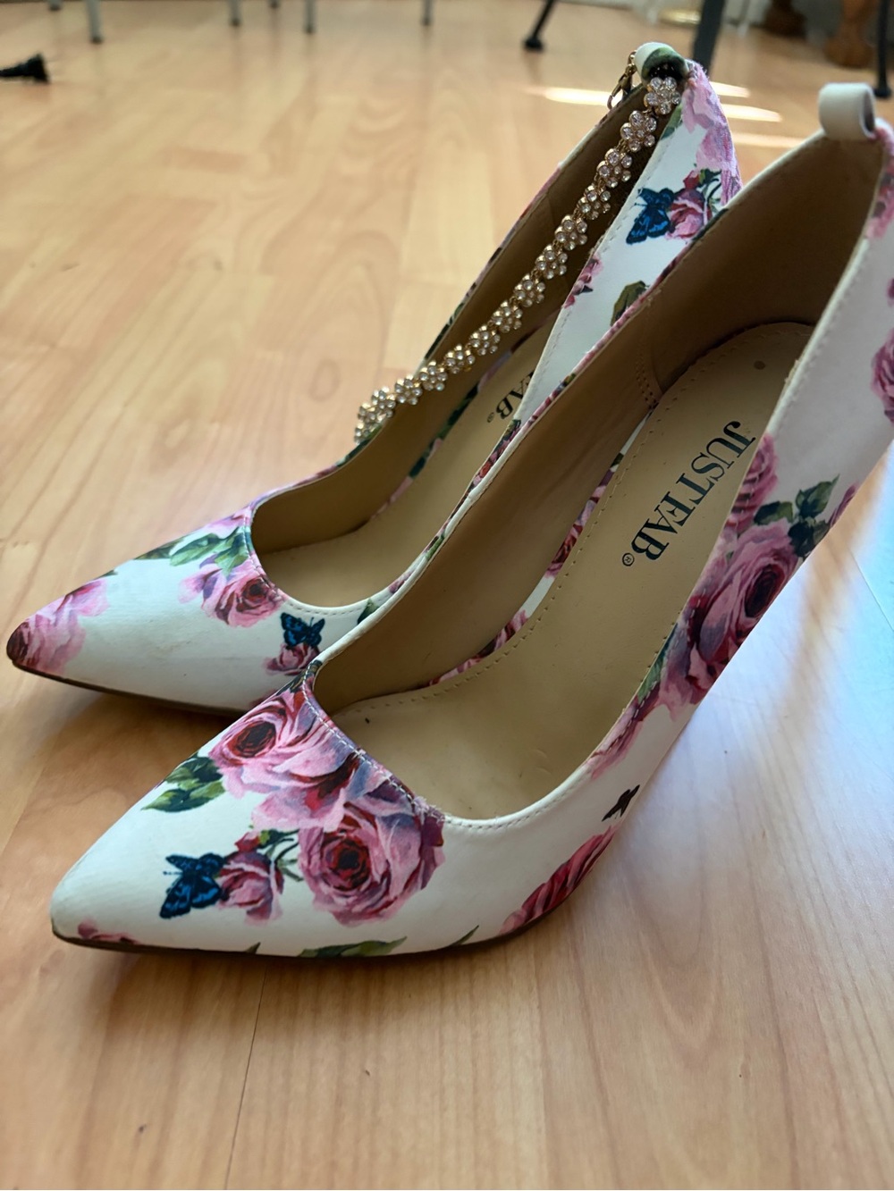 JustFab Floral Pointed-Toe Heels in White and Pink
